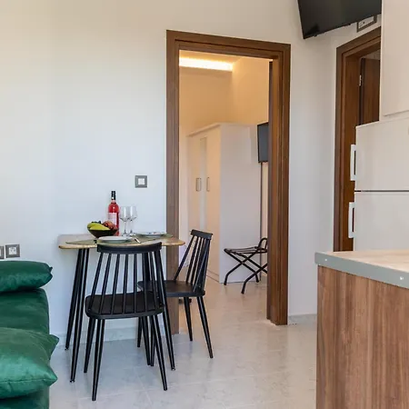 Апартаменты Nikargy Avra *