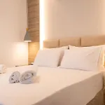 Nikargy Avra Apartman *