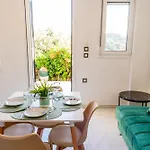 Nikargy Avra Apartman Koszkinú